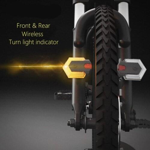 1 Set Smart Wireless Remote Control Bicycle Bike Turn Signals Front Rear Light