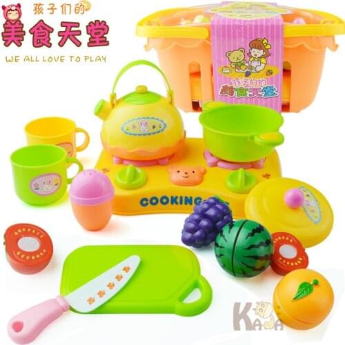 15 a Children play toys assembled The cut fruit slice and see sense training, The ability of The food of The boy 's toy