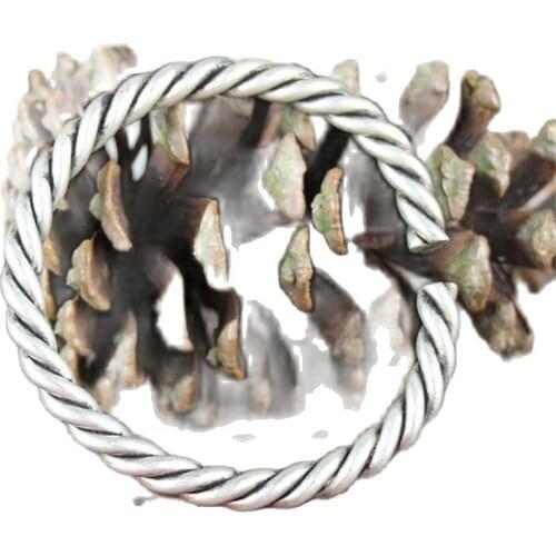 Exquisite Tibet silver jewelry, handmade jewelry, twisted cylindrical bracelet