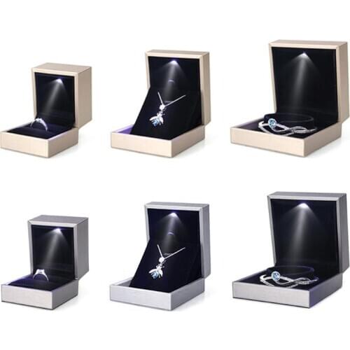 LED Light Jewelry Display Bracelet Necklace Wedding Engagement Ring Box Storage