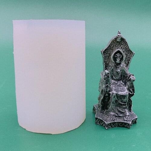 Mini Skeleton King Silicone Candle Mold for Handmade Desktop Decoration Gypsum Epoxy Resin Aromatherapy Candle Silicone Mould