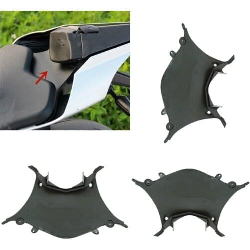 Motorcycle front and rear leather seat cushion middle plate rear tail plate deflector guard plate shell Fit For Yamaha R1M 15-17