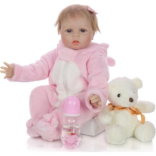 Hot sale bebe reborn girl doll with cute plush clothes soft silicone 0-3M real baby size doll reborn toy Handmade Design doll