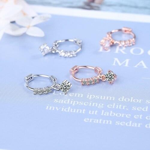 Row glass drill ear buckle female Korean version glass drill small earrings short ear buckle temperament earrings