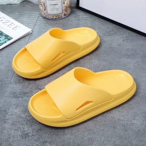 Unisex EVA Hole Leaking Slippers Women Bathroom Shoes Slides Anti-slip Summer Indoor Home Slippers Household Bath Sandals Men