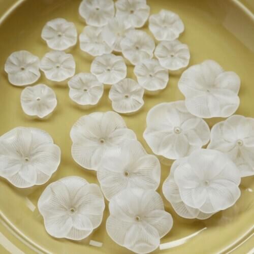 Store Owner Reserved by Oneself Fog Fog Sense Retro Gentle Resin Petal Japan DIY Retro Earrings Jewelry Accessories