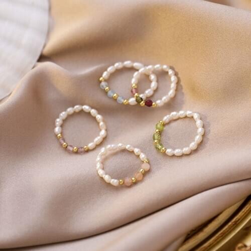 AOMU Retro Crystal Multi Beaded Pearl Rings Natural Freshwater Pearl Geometric Rings for Women Continuous Circle Minimalist Ring