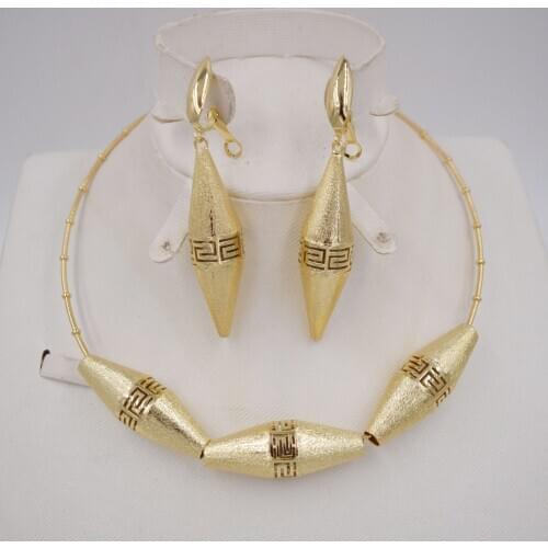 Fashion Gold Color Dangle Earrings Pendent Choker Necklace Nigerian Jewelry Set For Women Metal Party Jewelry Set