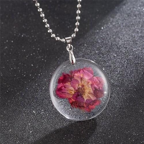 Fashion Small Fresh Dried Flower Daisy Pendant Necklaces for Women Handmade Crystal Clavicle Necklace Jewelry Gifts