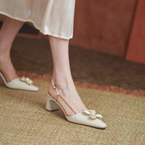 New Elegant Women Wedding High Heels Square-head Ladies Sandals Flower Summer Female Pumps Chain Mid Heels Office & Career Shoes