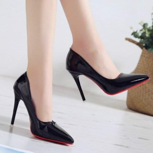 2021 Sexy Nude Color High Heels Fashion 10cm Thin Heels Pumps Patent Leather Red Sole Single Shoes Wedding Banquet Woman Shoes