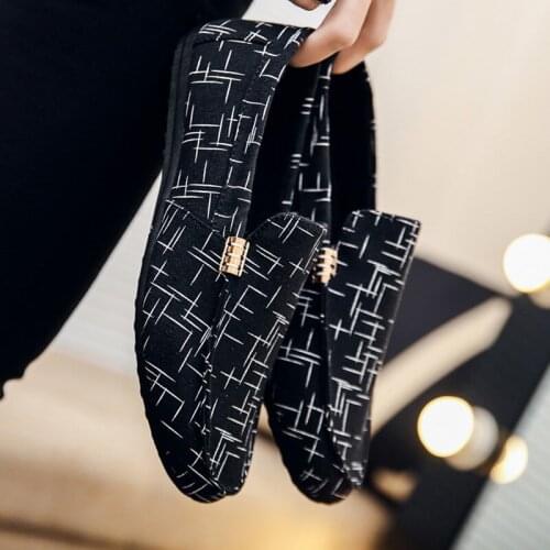 2019 Mens Variety of Color Canvas Peas Shoes Trendy Lazy Casual Large Size Driver Shoes Mens Shoes calzado hombre GY-54