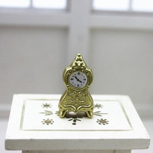 1PCS Mini Retro Feel Good Doll Houses Small Clock Dollhouse Miniature Furniture Model Ornaments