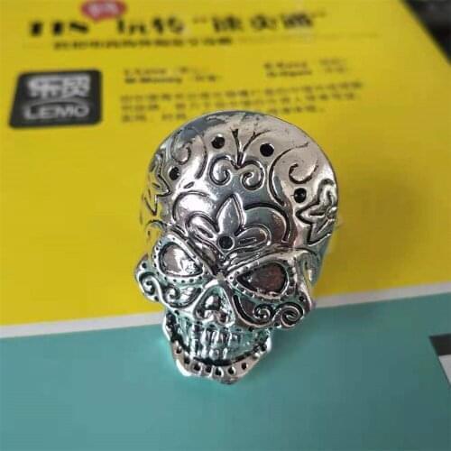 1PCS/Spot Metal Alloy Halloween Ghost Head Skull Head Antique Silver Napkin Button Desktop Decoration For Halloween Thanksgiving