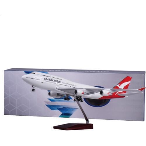 1:150 Scale 47CM Boeing 747 B747 QANTAS Airline Plane Model Alloy Base W Landing Gear & Fixed-wing Aircraft toys model display
