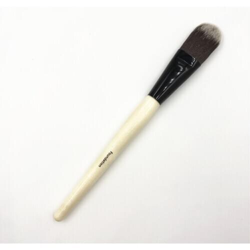 Professional BB Tongue Shape Flat Liquid Foundation Medium Cream Makeup Brush