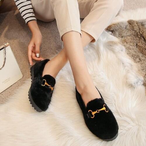 Winter Fur Loafers Woman Flats Round Toe Shoes Metal Decoration Slip on Shoes Shallow Furry Slides Oversized Zapatos De Mujer