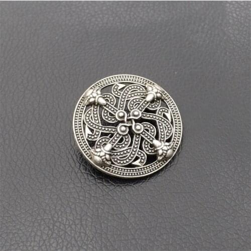 1pcs Nordic Celt Viking Brooch Vintage Hollow Pin Badge Brooches for women men Jewelry Gift
