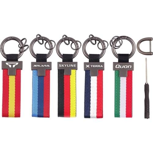 Carabiner Tricolour flag Car leather keychain For Nissan Serena Skyline Sunny Sylphy Teana Terra Tiida Titan X-Trail Xterra Dayz