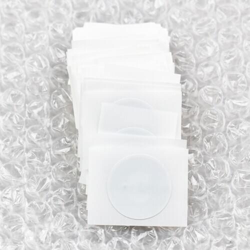 10pcs/Lot 25mm Round Epaper RFID Label NFC 216 Stickers Tag 13.56MHz ISO1443A NFC216 Sticker for all NFC Enabled Phones