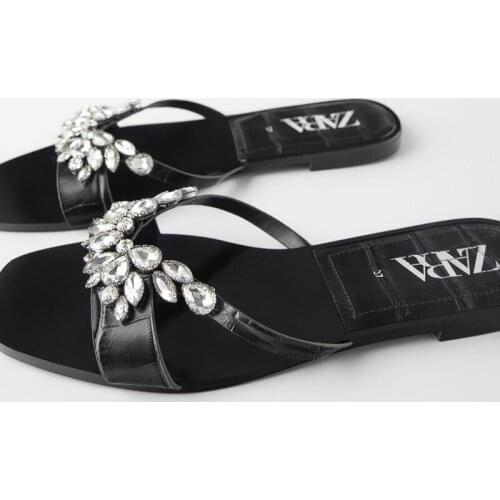 2021 Flip Flops Summer New Womens Shoes Flat-bottomed Womens Acrylic Diamond Flat-heeled Sandals