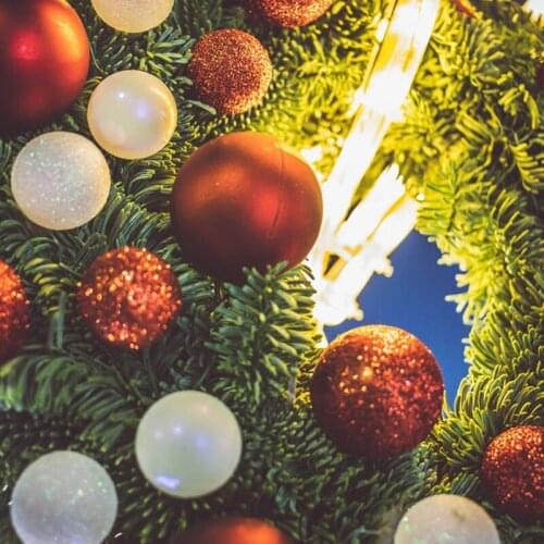 24Pcs Xmas Ornament Plastic Hanging Balls Christmas Tree Decorations Glitter Baubles Winter Theme New Year Party Home Decor Gift