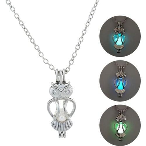 2019 New Owl Necklace Glow in the Dark Pendant Necklace Glowing Women Necklaces 3 Color Luminous Stone Jewelry Accessories