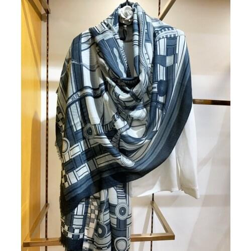 300s Cashmere Scarf Chains Printing Retro classic Design Winter Shawl Pashmina Hijabs 200*100cm