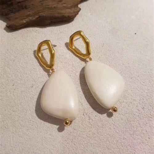 BELLAHYDIARY 2019 New Japanese Korean Wooden Drop Earrings Women Girl Party Gift Boho Wood Geometric Earring Jewelry Brincos 449