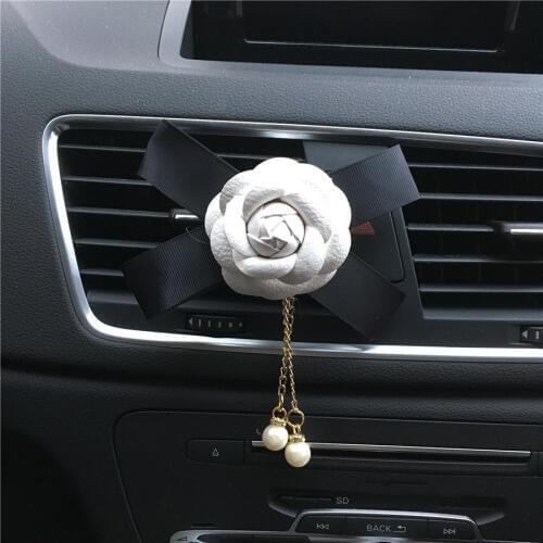 Car perfume Pearl bow Camellia Air conditioner air outlet decoration Automobile styling Perfumes 100 Originais Car Air Freshener