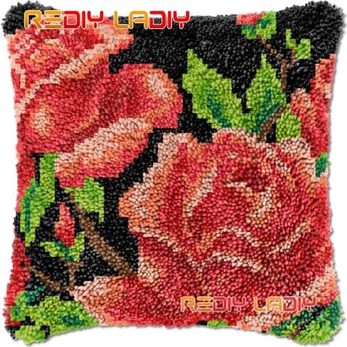 Latch Hook Cushion Red Roses DIY Needlepoint Kits Chunky Acrylic Yarn Arts Crocheting Lofty Pillow Case Hobby & Crafts