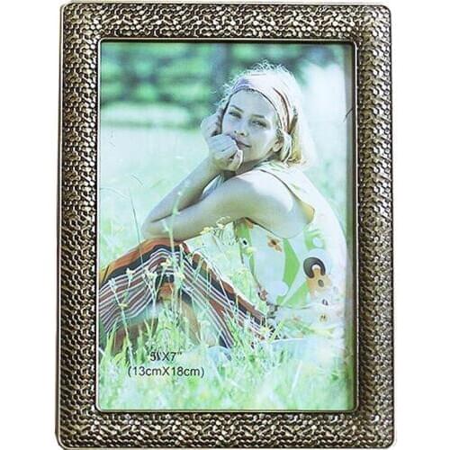 Classical Desk & Counter Metal Plated Photo Picture Framing for Home & Office Decors MPF081