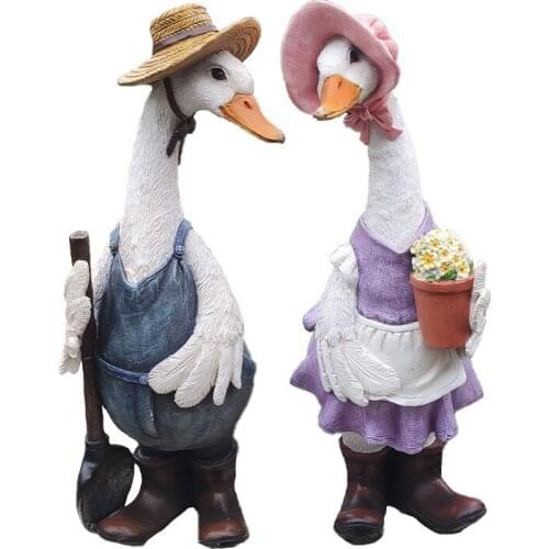 Cute Resin Duck Outdoor Statue Flexible Simulation Duck Ornaments For Outdoor Yard Lawn Garden Decorations