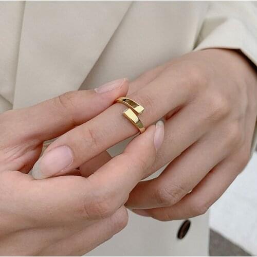 Gold Finger Rings For Women Fashion Cool Irregular Twist Most Popular Ring Jewelry Girls Elegant Charms Student Party Gifts