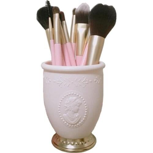 White Embossed Makeup Brush Storage Box Nordic Makeup Brush Bucket Brush Tube Household Desktop Debris Storage Tube Gift