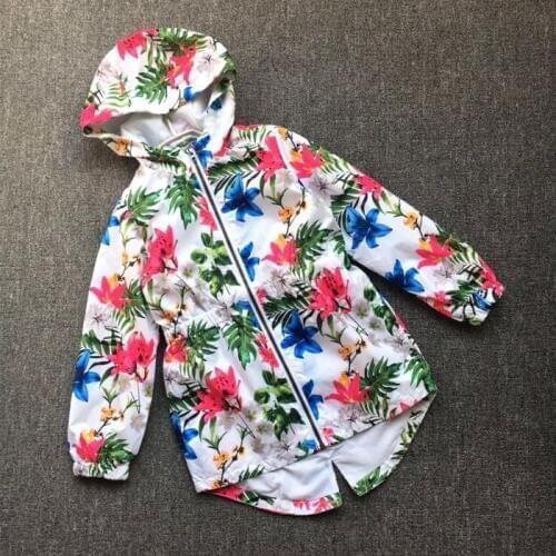 Kids/girls autumn / spring/summer jacket windproof parka, coat, windproof jacket, water resistance, white floral, size 7 to 12Y