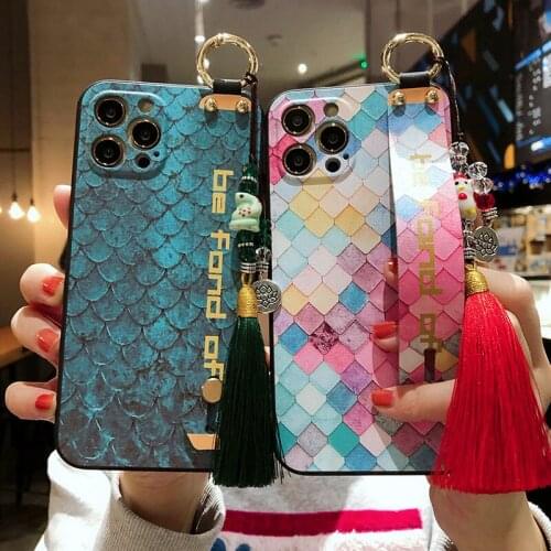 Sumkeymi Wrist Strap Phone Holder Case For iphone 11 Case For iphone 12 7 8 Plus mini Pro Max X XS XR Hand Band Case