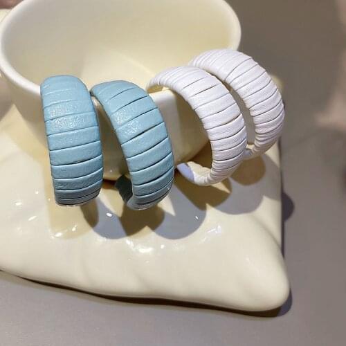 Origin Summer Harajuku Blue White C Shape Leather Hoop Earring for Women Weave Candy Colors Fashion Earring Jewelry Pendientes