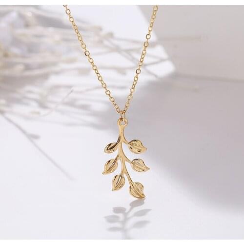 Fashion Bead Chain Gold Leaves Pendant Necklace For Women Simple Trendy Female Trendy Chokers Necklaces Clavicle Chain