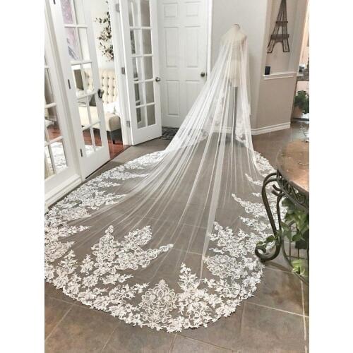New Designer Bridal Veils 3m Long Cathedral Length Wedding Veils 1T Bridal Veil Accessories Vintage Ivory With Free Comb