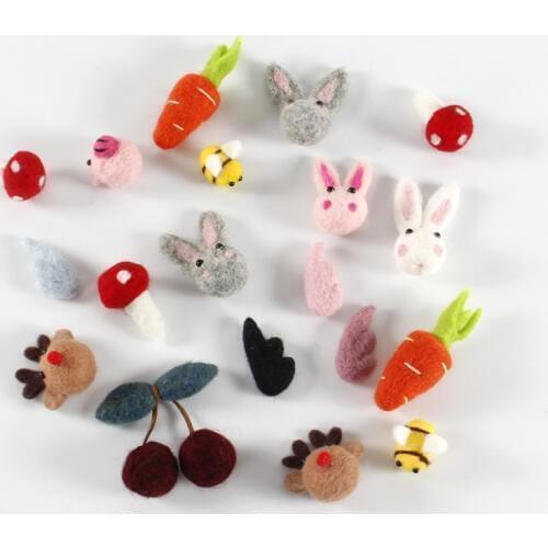 Wool Felt DIY Material Mini Carrots/Animal Brooch Accessories Kit Wool Needle Poke Plush Doll Women Fashion Bag Pendant