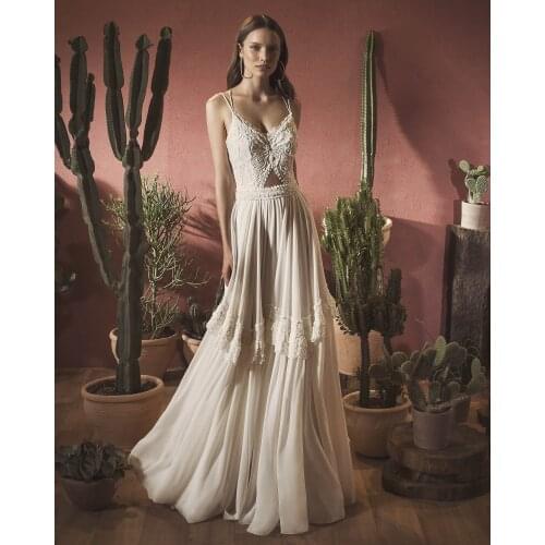 Vintage Bohemian Beach Wedding Dresses 2020 V Neck Lace Appliqued Beads Boho Chiffon Bridal Gowns A Line Wedding Dress