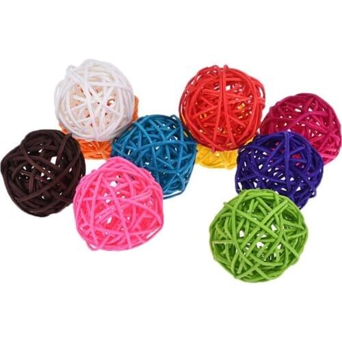 10Pcs Rattan Balls DIY Bird Chew Toy for Parrot Budgie Parakeet Cockatiel Conure Lovebird Finch (Random Color)