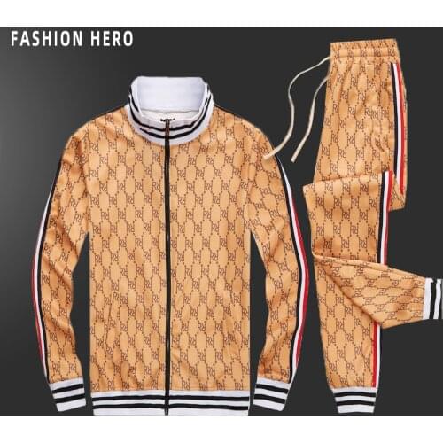 2021 spring and autumn new mens leisure suit, European and American style, the same fashion, handsome and sports zipper suit