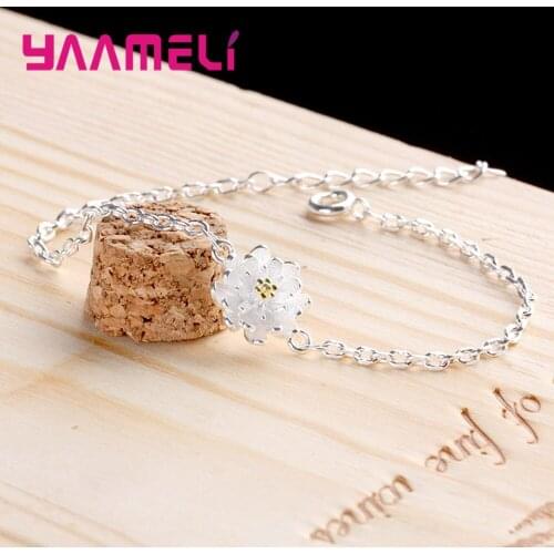 White Metal 925 Silver Charming Link Bracelets for Woman Girl Birthday Christmas Gifts Lovely Daisy Flower Design Hand Jewelry