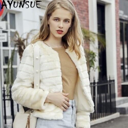 AYUNSUE Short Fur Coats