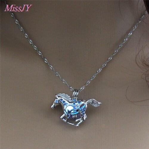 Fashion Luminous Horse Pendant Necklace Hollow Lady Jewelry Glow In Dark Chain Necklace 44cm+5cm/17in+2in