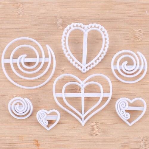 7Pcs/set Heart Shape Fondant Molds Cookie Cutter Biscuit Sugarcraft Moulds DIY Cake Decorating Tools for Wedding Valentines Day