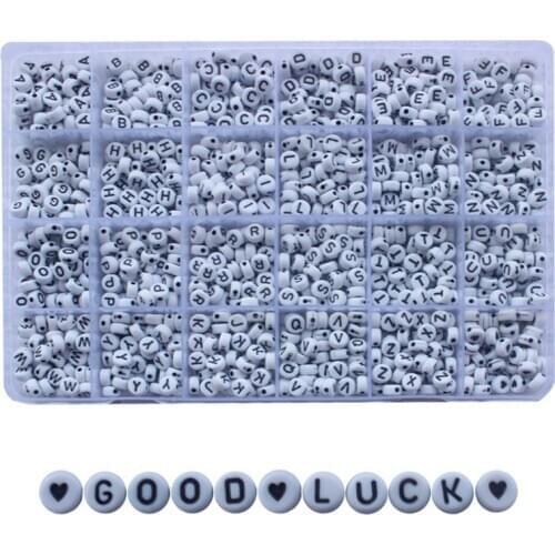 1200 Pieces A-Z Letter Alphabet Heart White Round Acrylic Beads for DIY Jewelry Making Crafts Name Bracelets Necklace