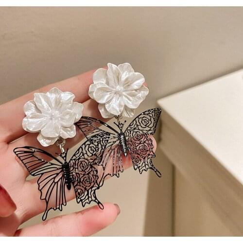 Origin Summer Arcylic Black Butterfly White Flowers Dangle earrings for Women Girls Hollow Out Party earrings Jewelry Pendientes